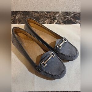 Vionic gray suede loafers